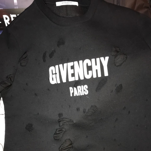 Men’s Distressed Givenchy Sweatshirt - Picture 4 of 6